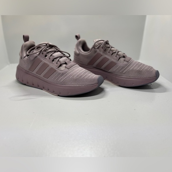 Adidas Swift Run 23 Women’s US 11 Lavender Knit Athletic Sneakers EU 44 - Picture 2 of 9